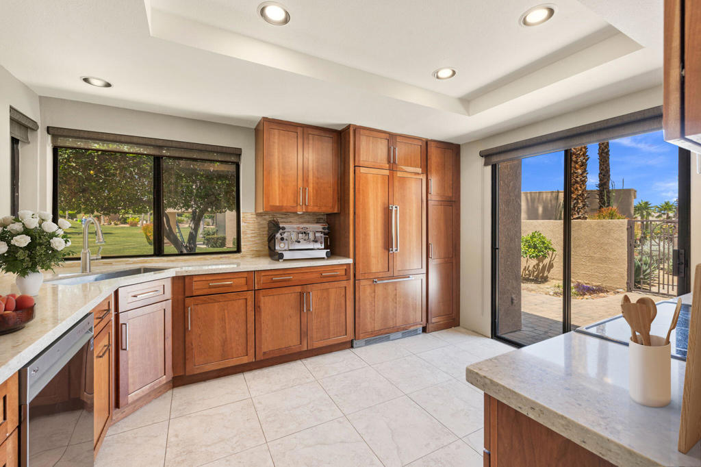 49271 Mariposa Drive Property Photo 1