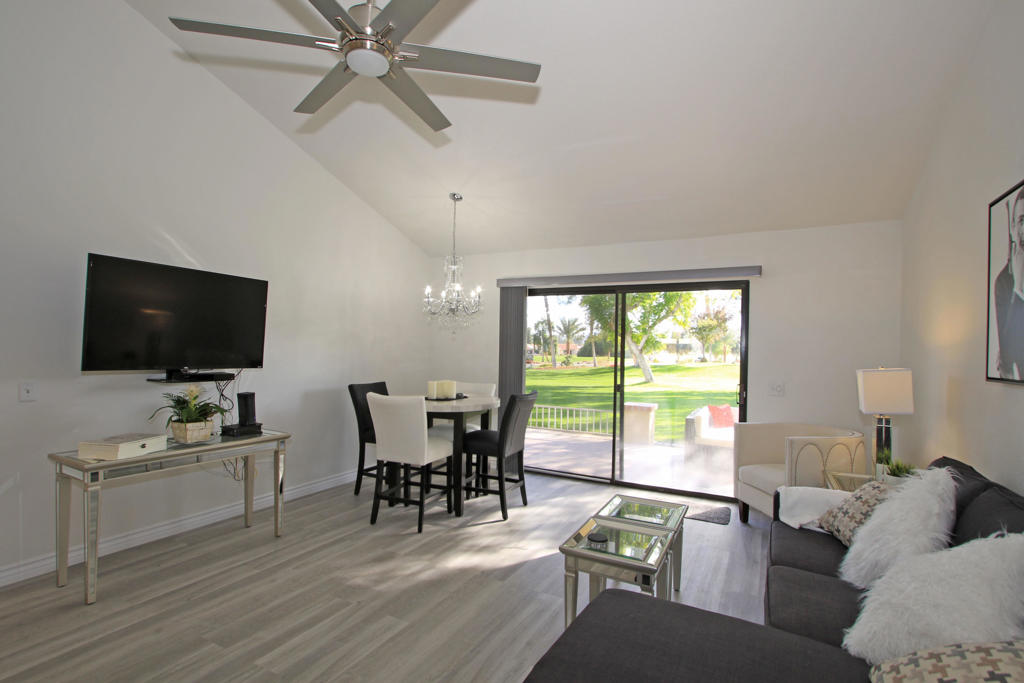40128 Baltusrol Circle Property Photo 4