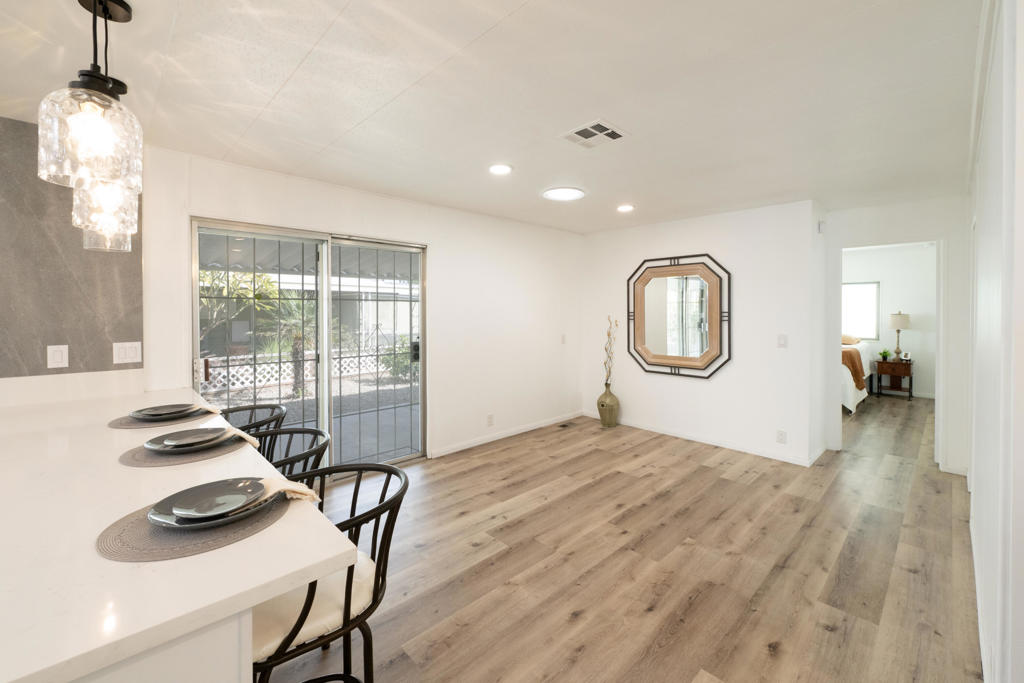 375 Andorra Way Property Photo 4