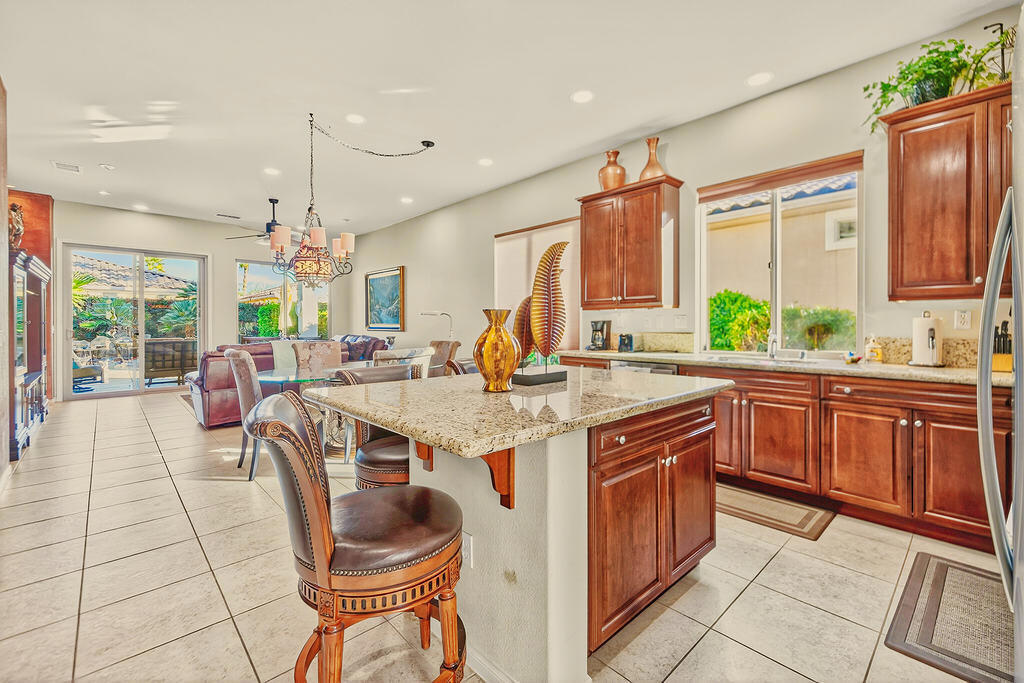81656 Avenida De Baile Property Photo 4