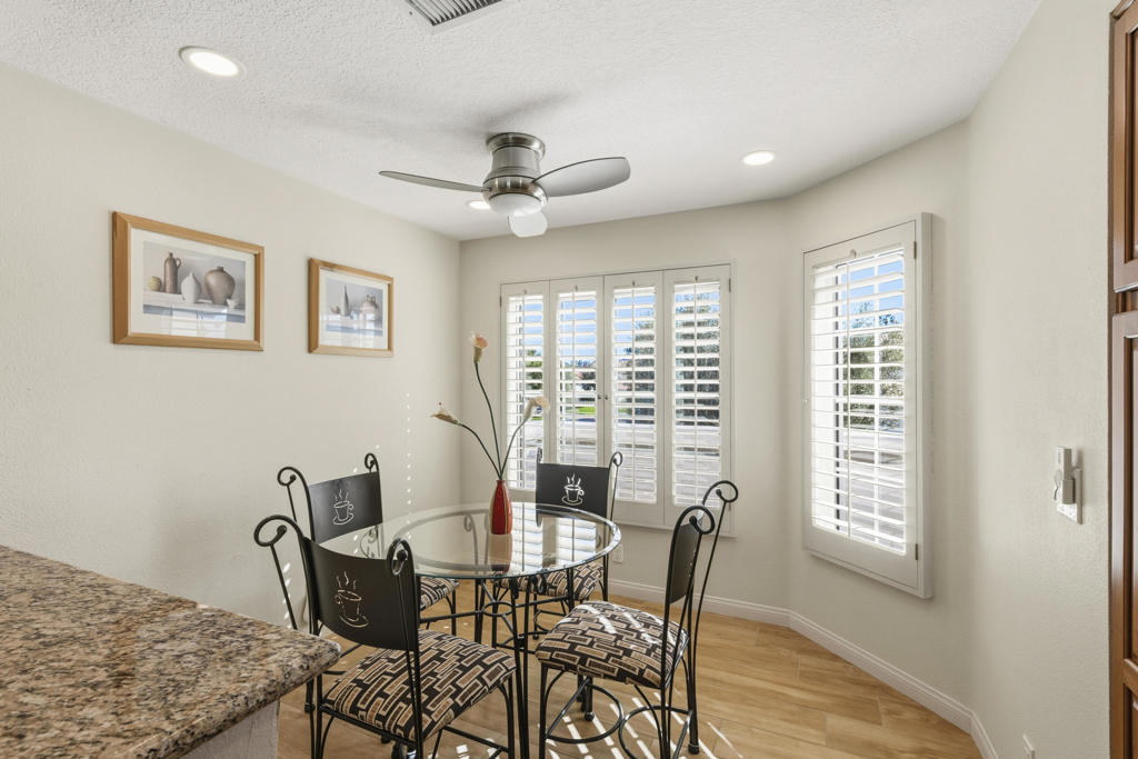 667 Vista Lago Circle N Property Photo 12