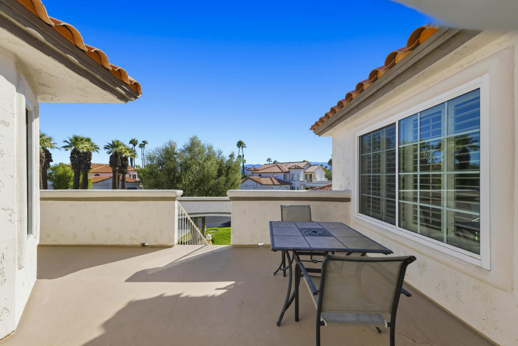 667 Vista Lago Circle N Property Photo 28