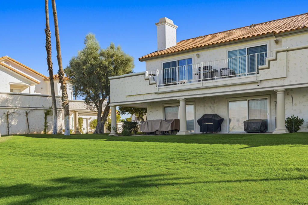 667 Vista Lago Circle N Property Photo 37