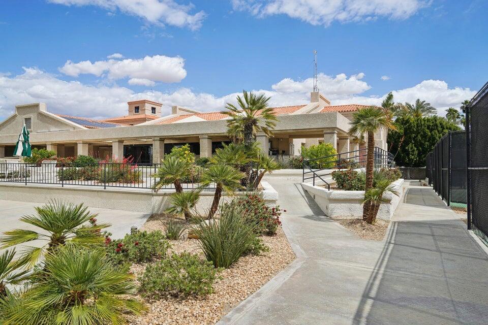 667 Vista Lago Circle N Property Photo 40