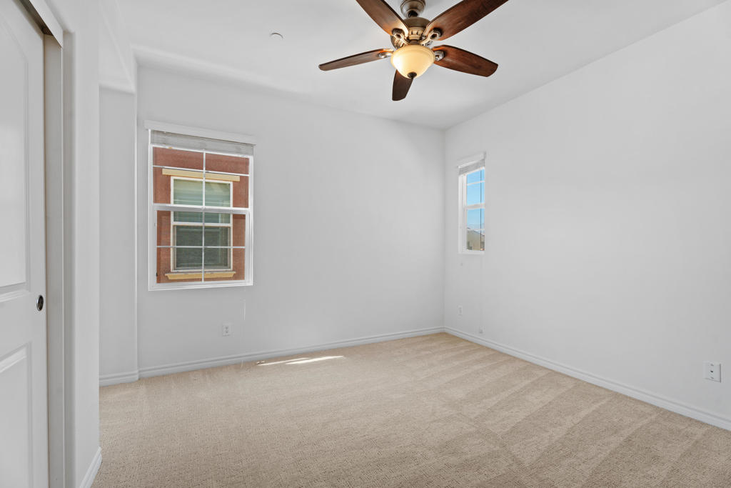 585 Via De La Paz Property Photo 30