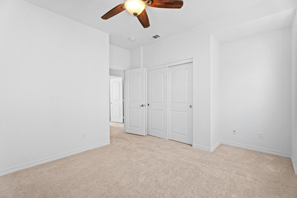 585 Via De La Paz Property Photo 32