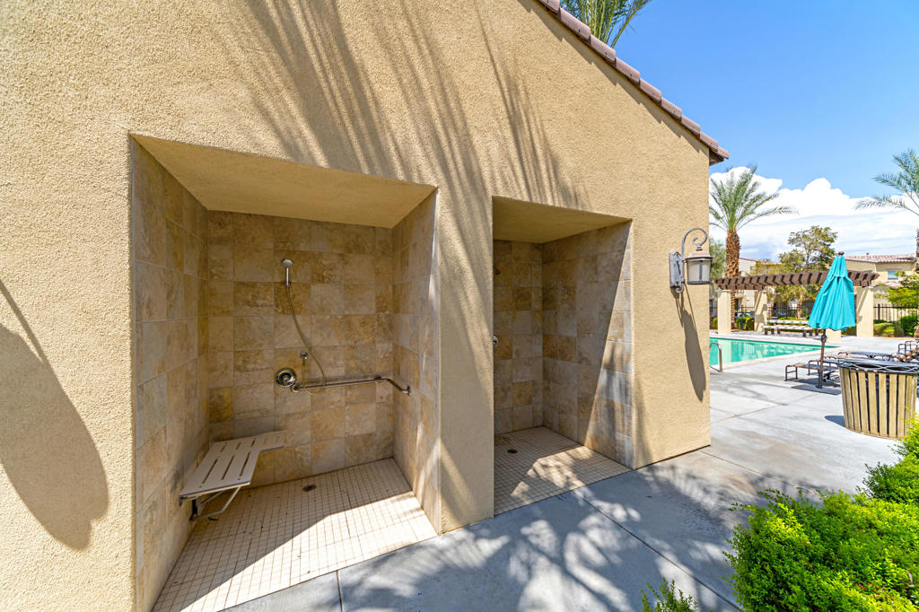 585 Via De La Paz Property Photo 38