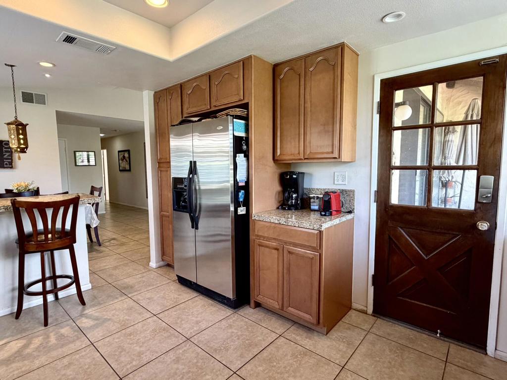 345 Gran Via Property Photo 10