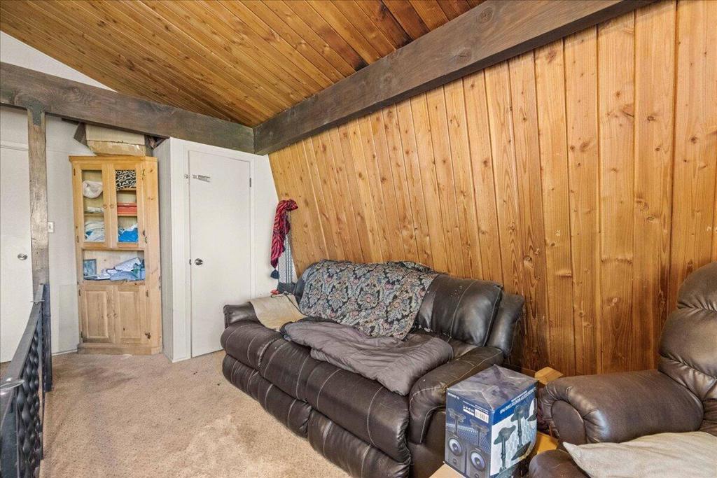 566 Santa Barbara Avenue Property Photo 24