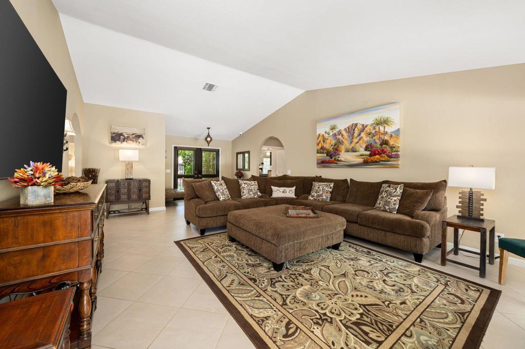 76835 Bishop Place Property Photo 9