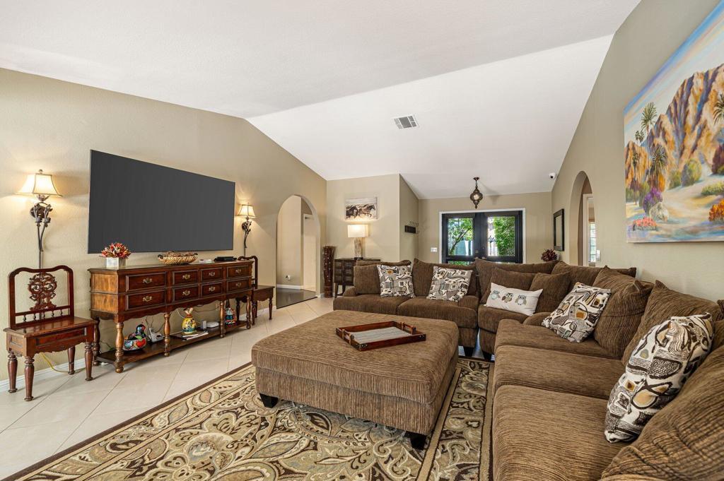76835 Bishop Place Property Photo 10