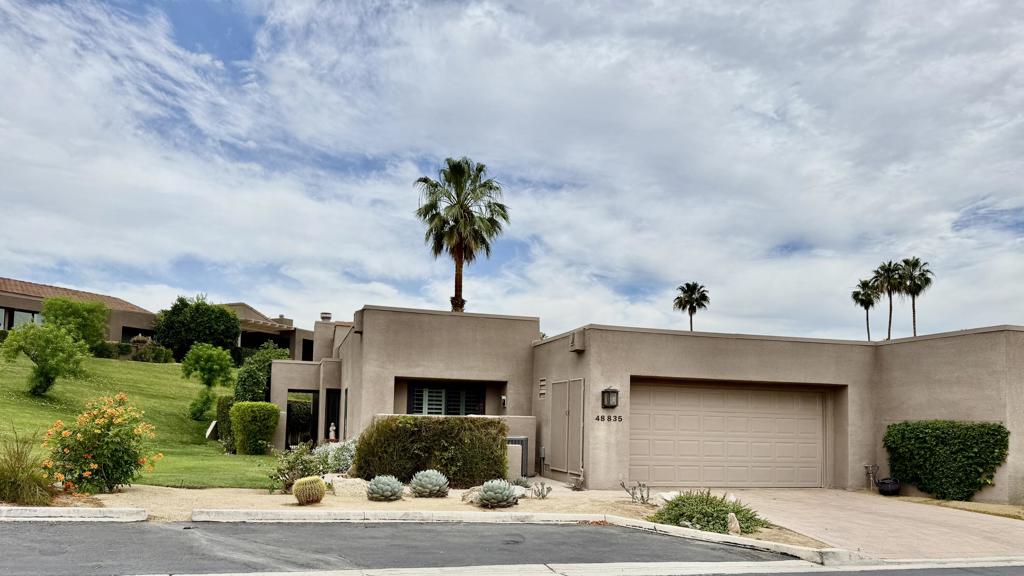 48835 Mescal Lane Property Photo 1