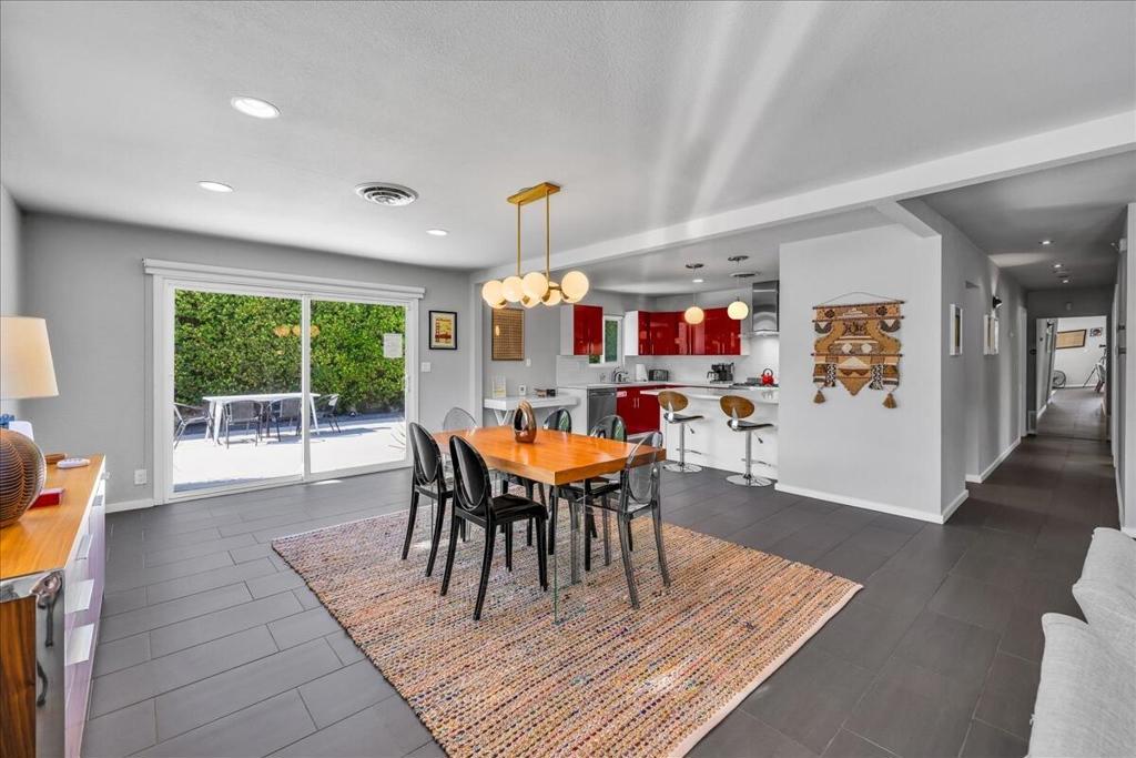 2109 E Paseo Gracia Property Photo 3
