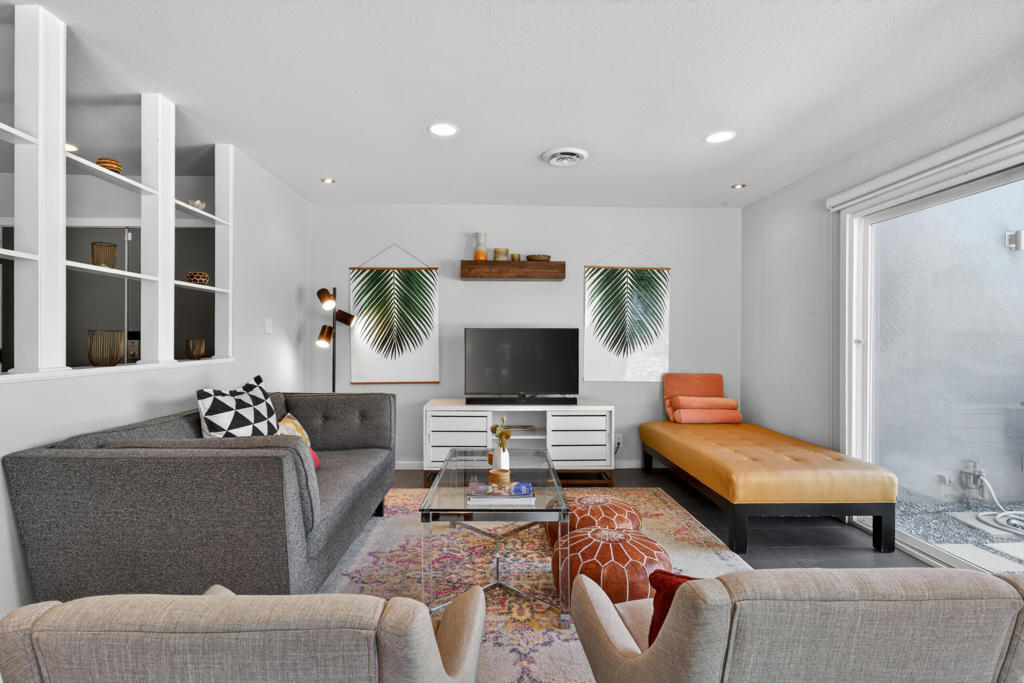 2109 E Paseo Gracia Property Photo 7