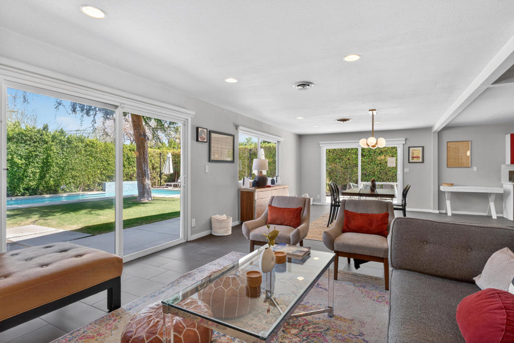 2109 E Paseo Gracia Property Photo 9