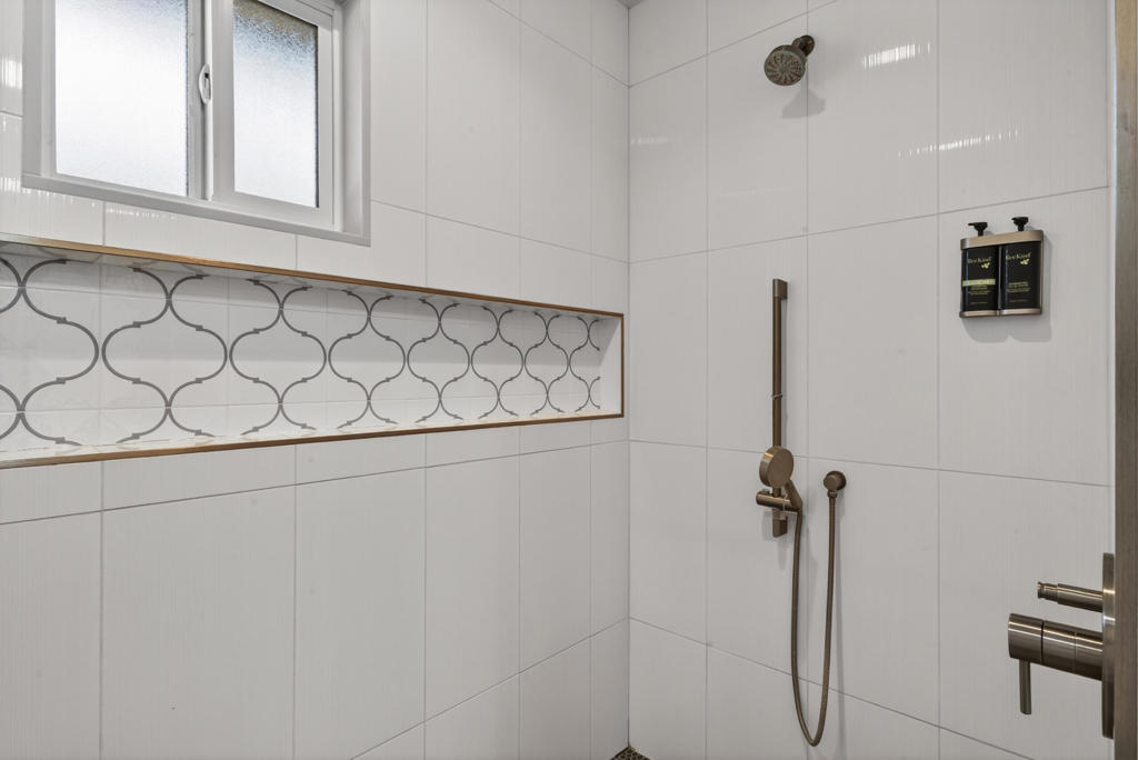2109 E Paseo Gracia Property Photo 26