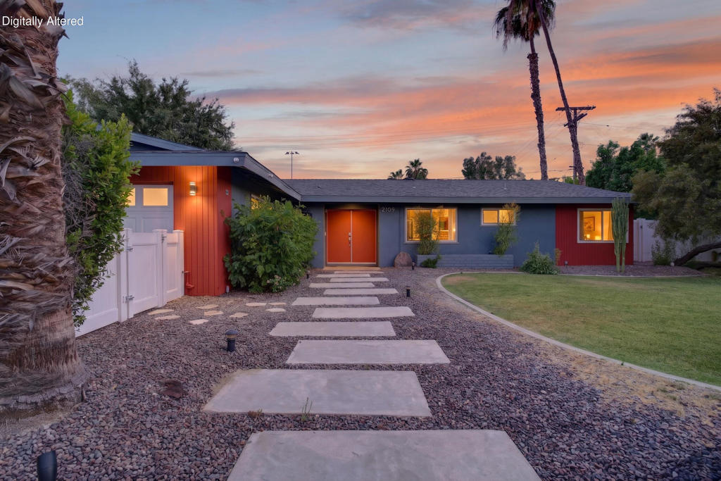 2109 E Paseo Gracia Property Photo 32