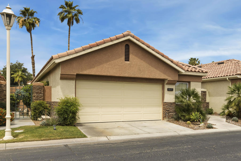 42677 Turqueries Avenue Property Photo 3