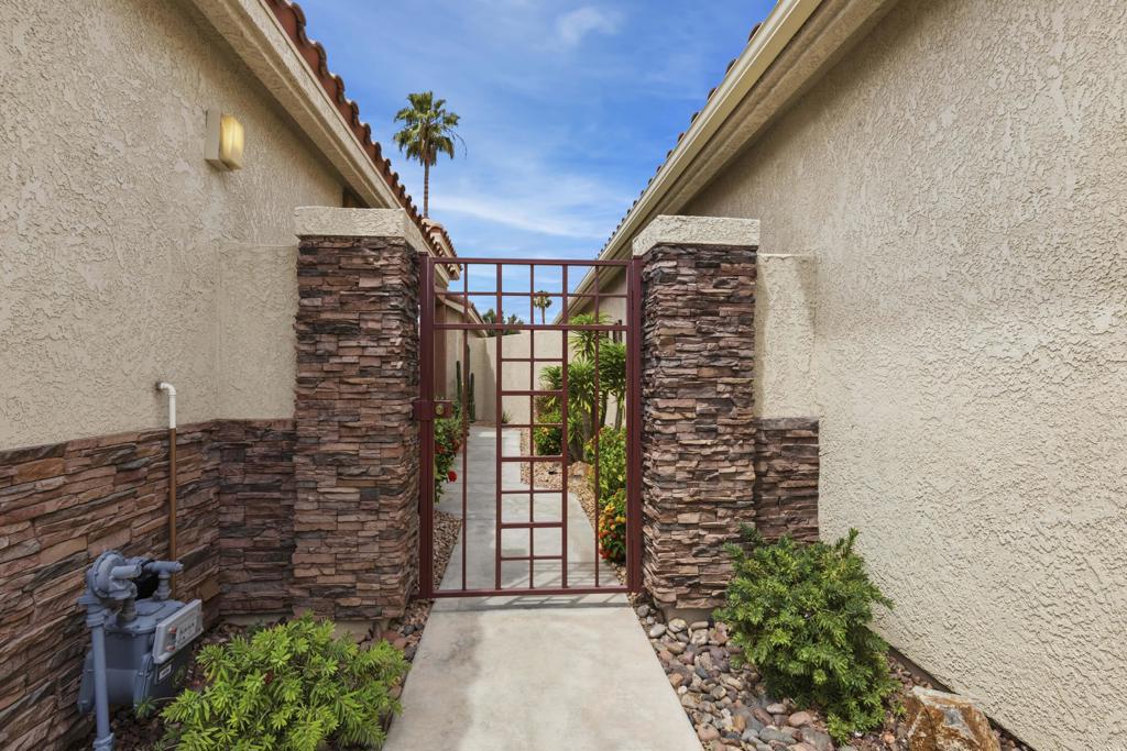 42677 Turqueries Avenue Property Photo 19