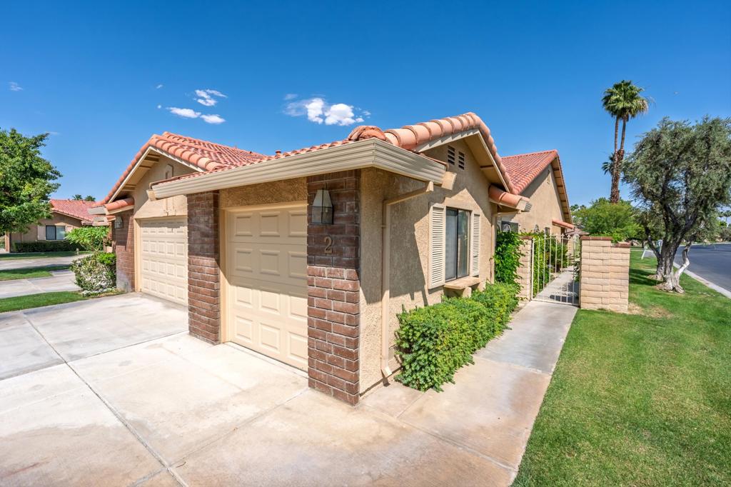 2 Maximo Way Property Photo 6