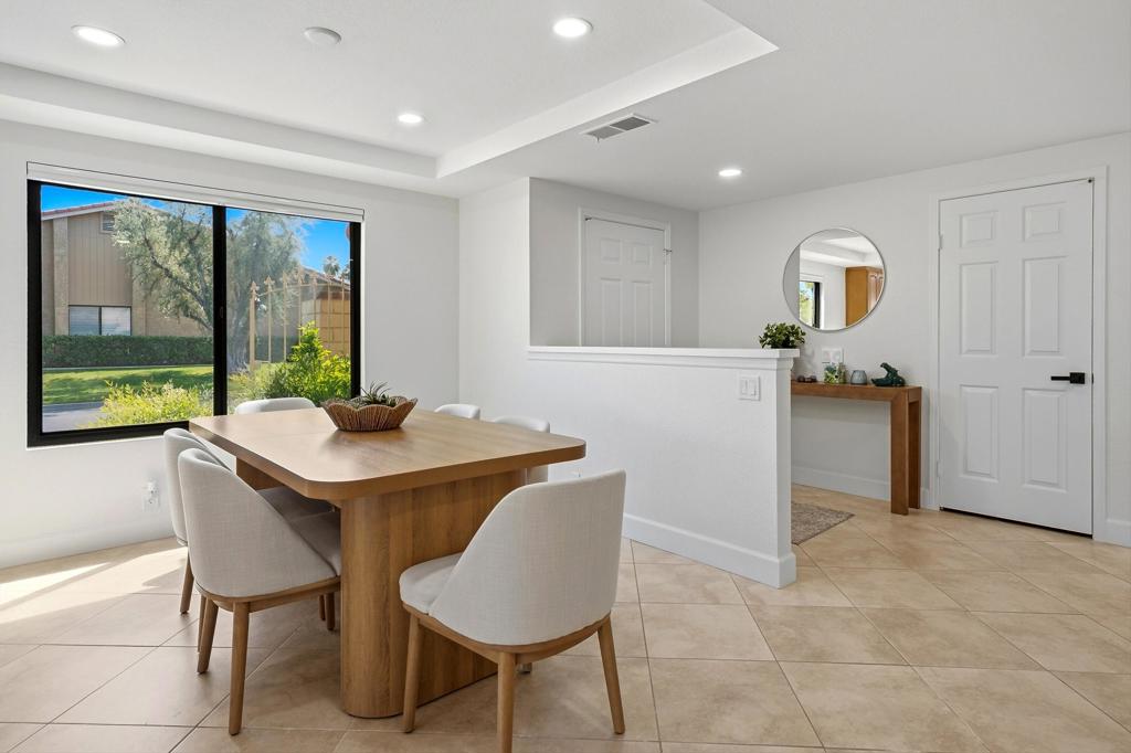 2 Maximo Way Property Photo 9