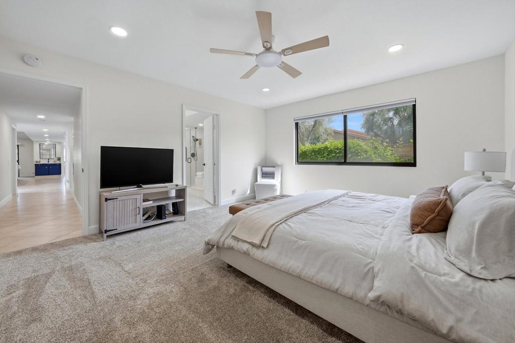 2 Maximo Way Property Photo 22