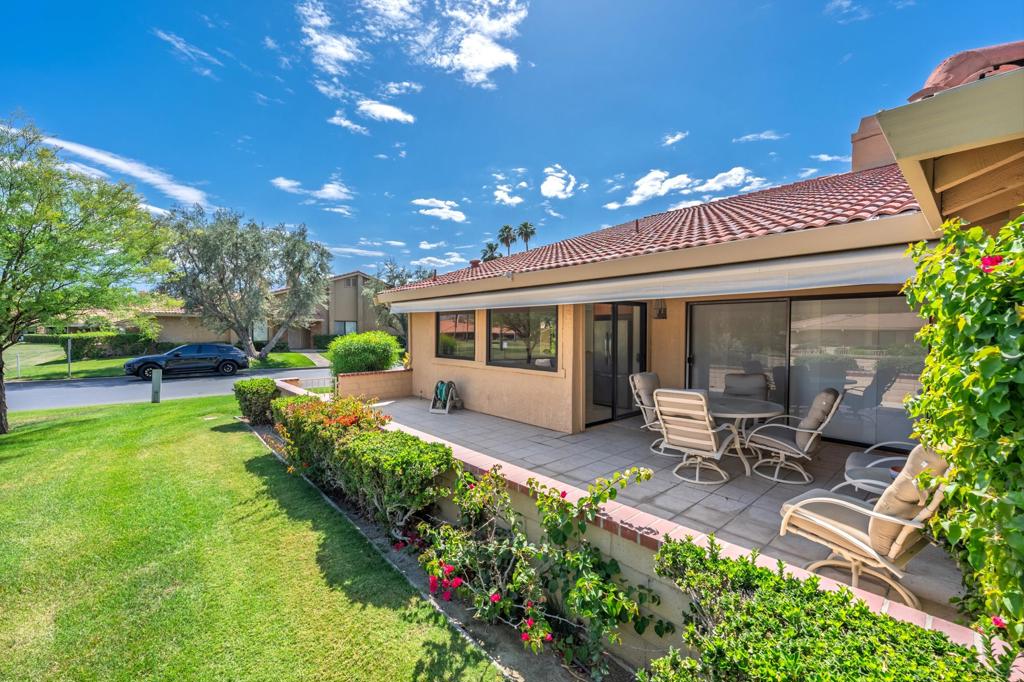 2 Maximo Way Property Photo 28