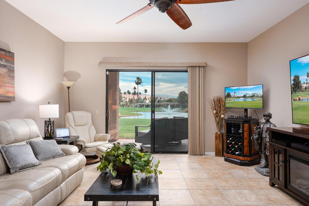 28914 Desert Princess Drive 702 Property Photo 7