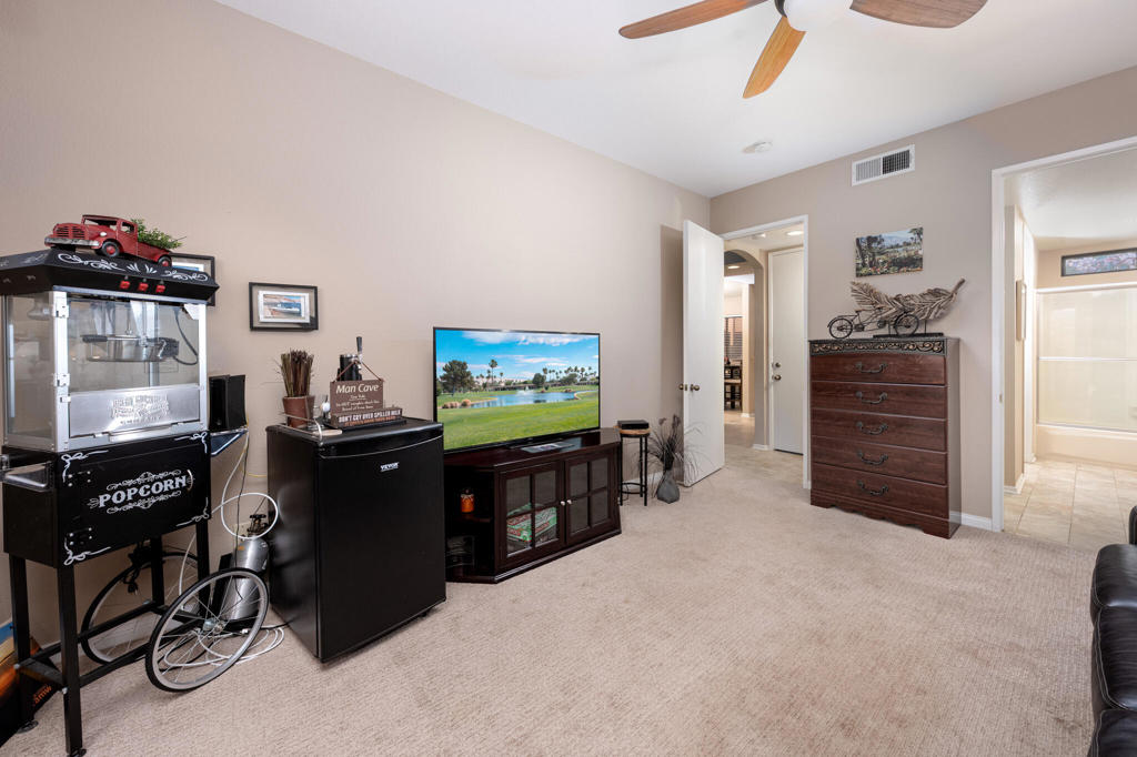 28914 Desert Princess Drive 702 Property Photo 16