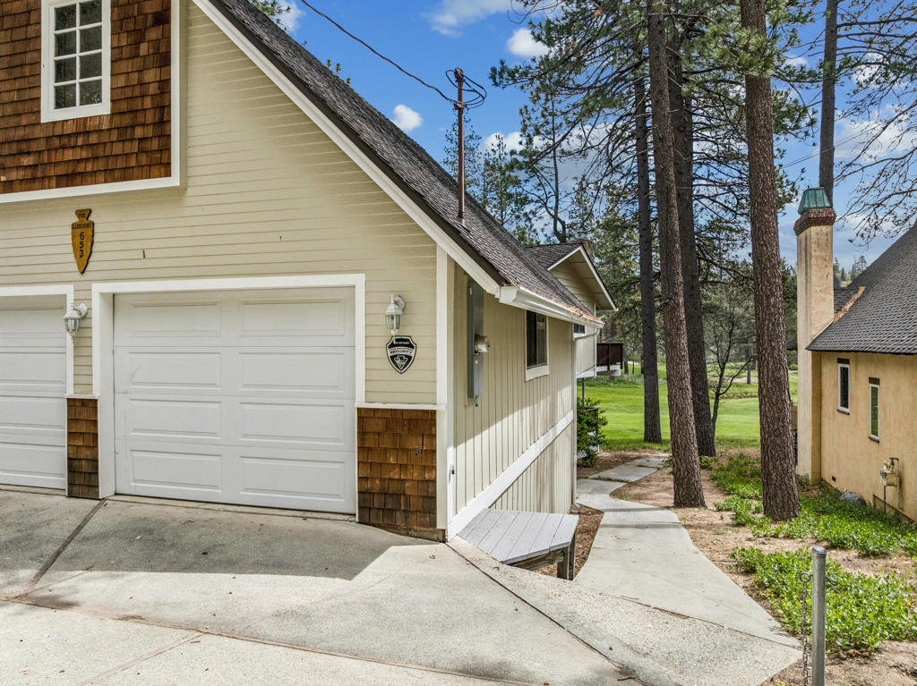 653 Brentwood Drive Property Photo 45