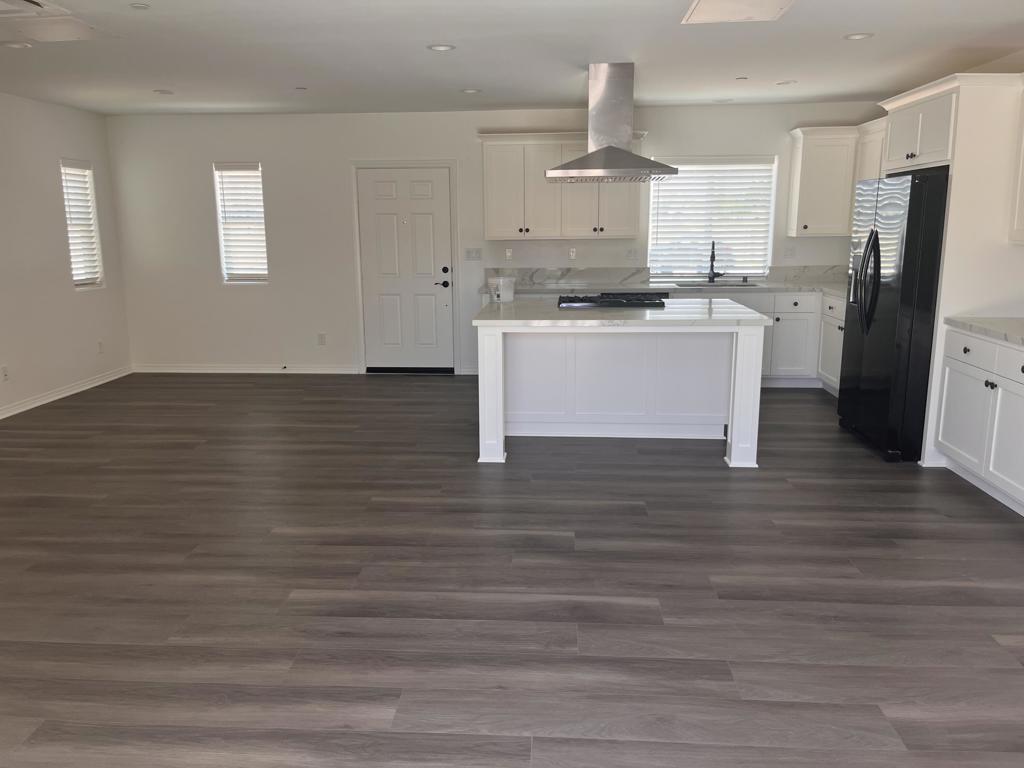 219147509PS Property Photo 3
