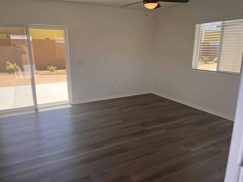 219147509PS Property Photo 18
