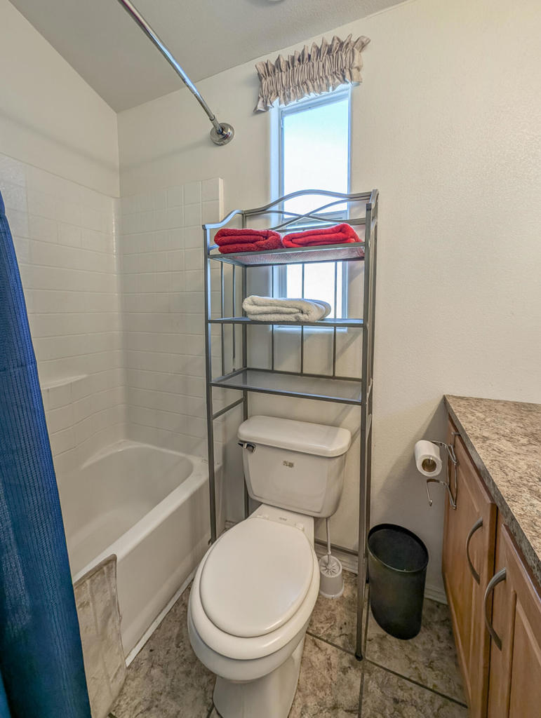 70200 Dillon Road 350 Property Photo 13