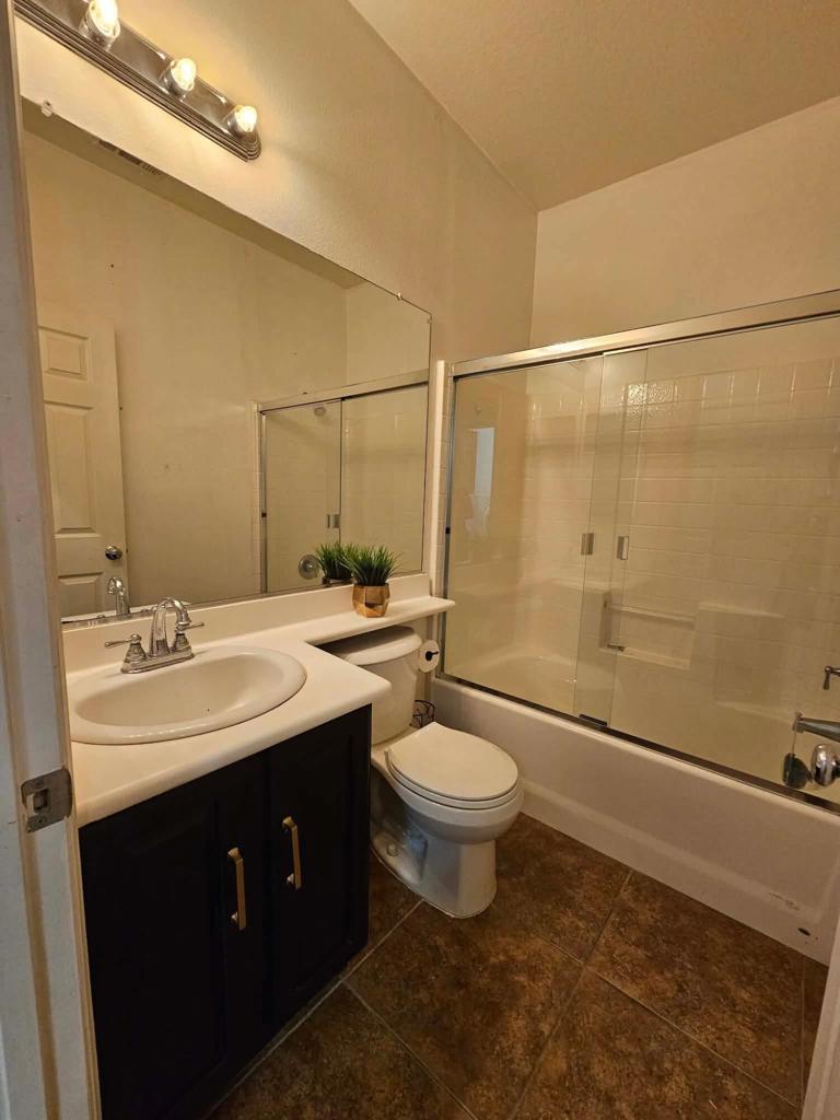 37566 Ullswater Drive Property Photo 16