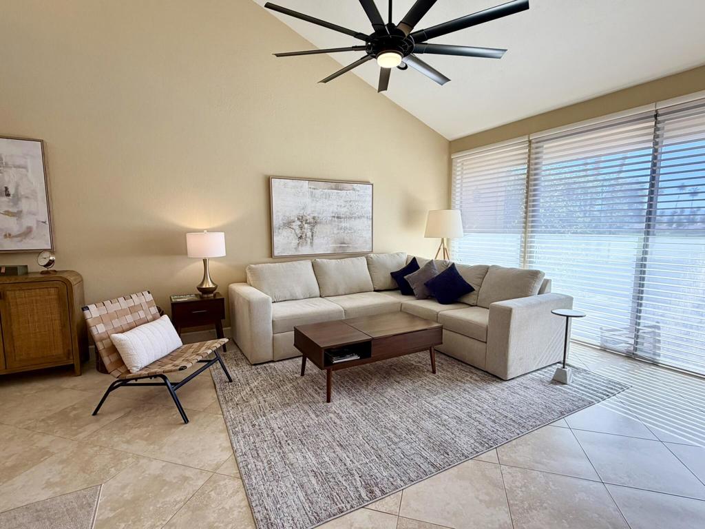 240 Santa Barbara Circle Property Photo 5