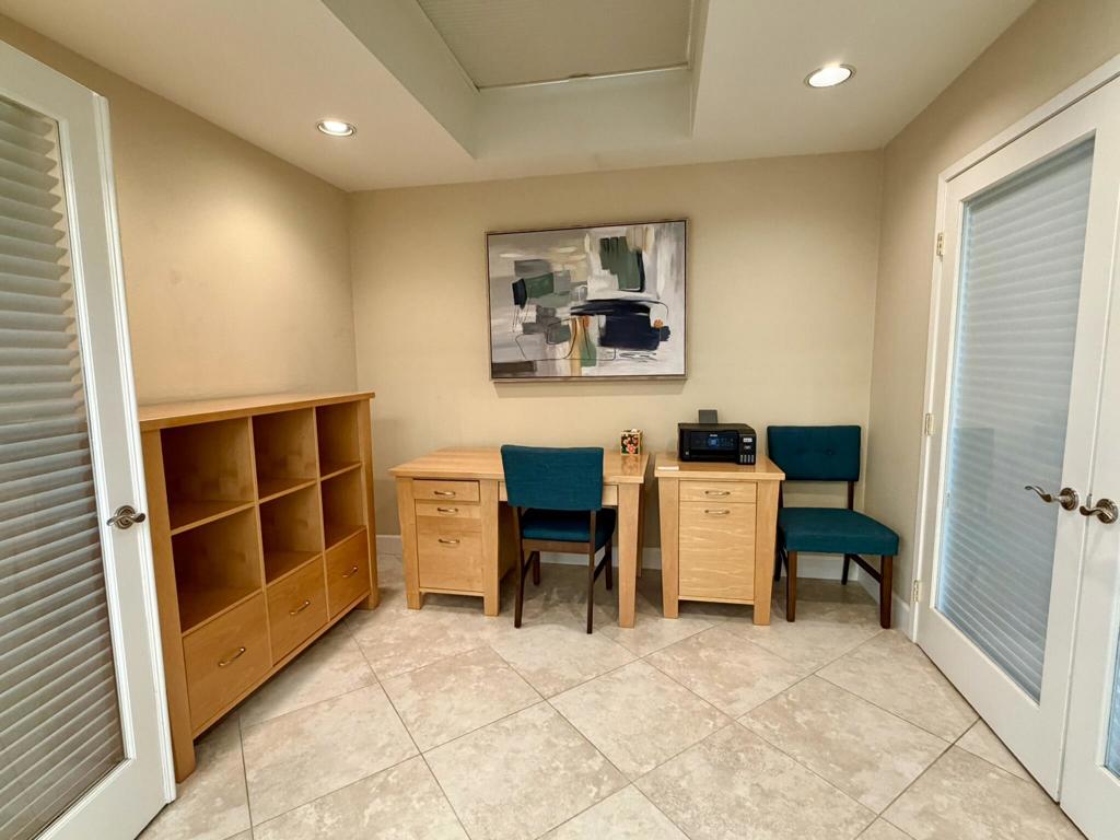 240 Santa Barbara Circle Property Photo 9