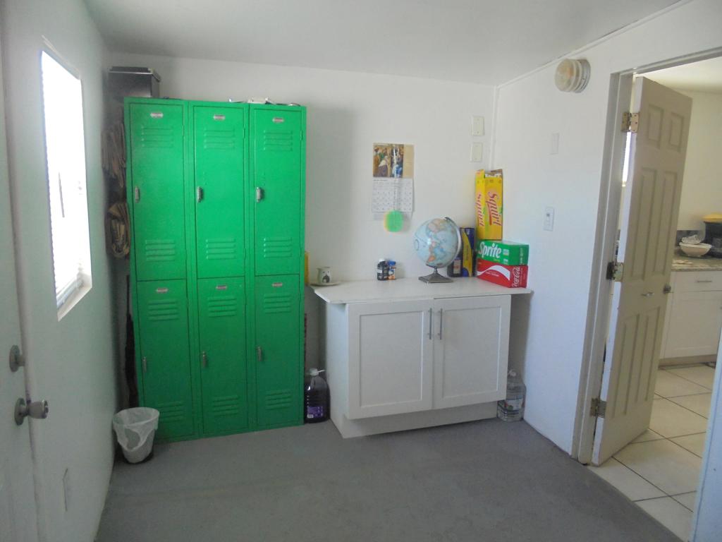 949 Wells Street Property Photo 26