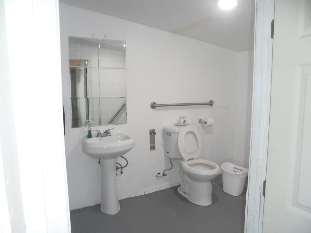 949 Wells Street Property Photo 27