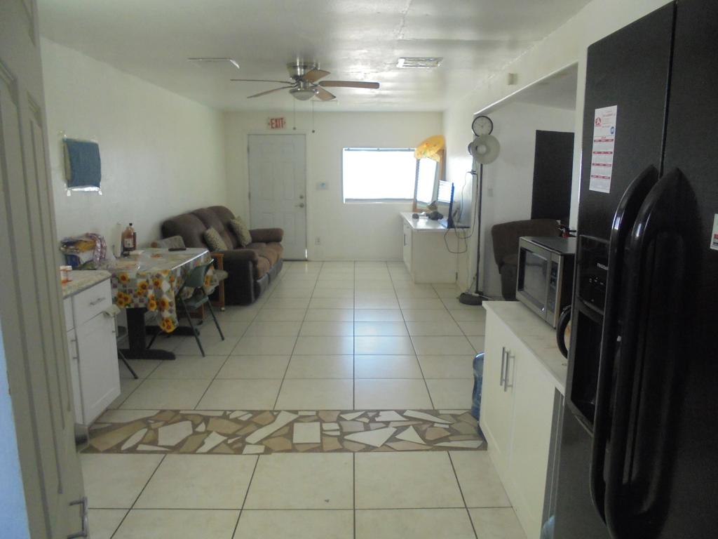 949 Wells Street Property Photo 28