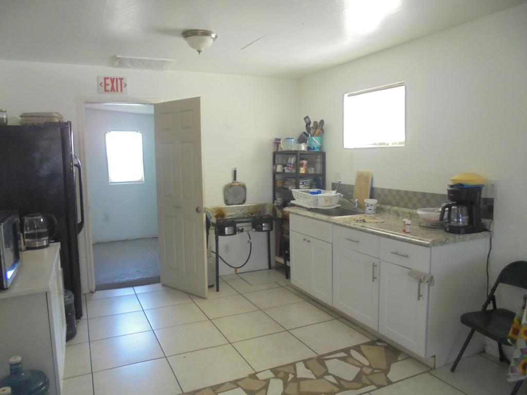 949 Wells Street Property Photo 30