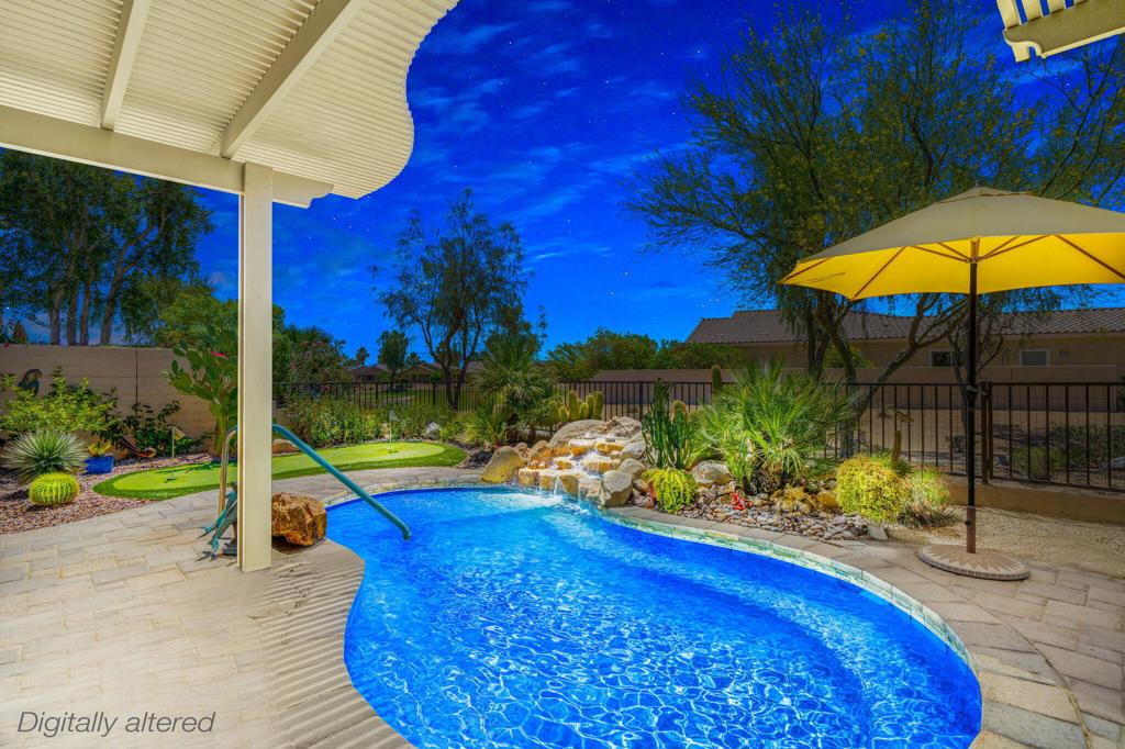 81065 Avenida Neblina Property Photo 1