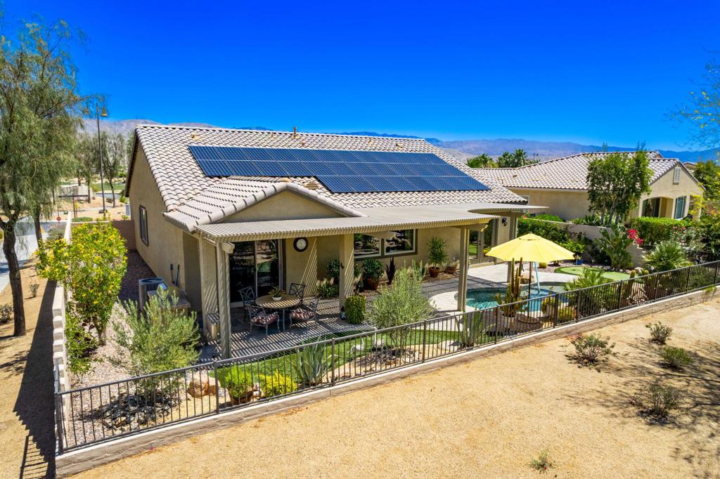 81065 Avenida Neblina Property Photo 15
