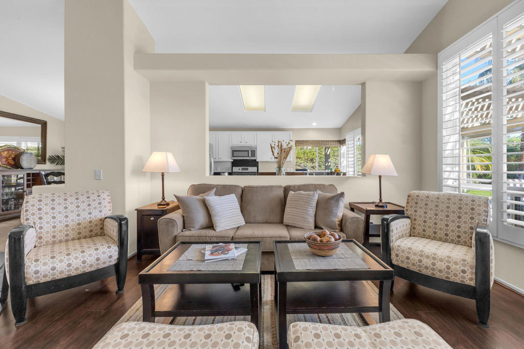 170 Via Tramonto Property Photo 3