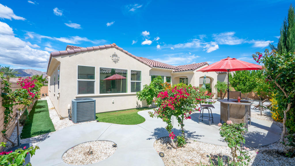 51938 Via Tolosa Property Photo 11