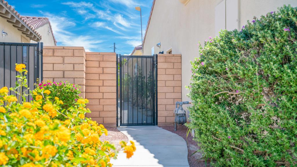 51938 Via Tolosa Property Photo 22
