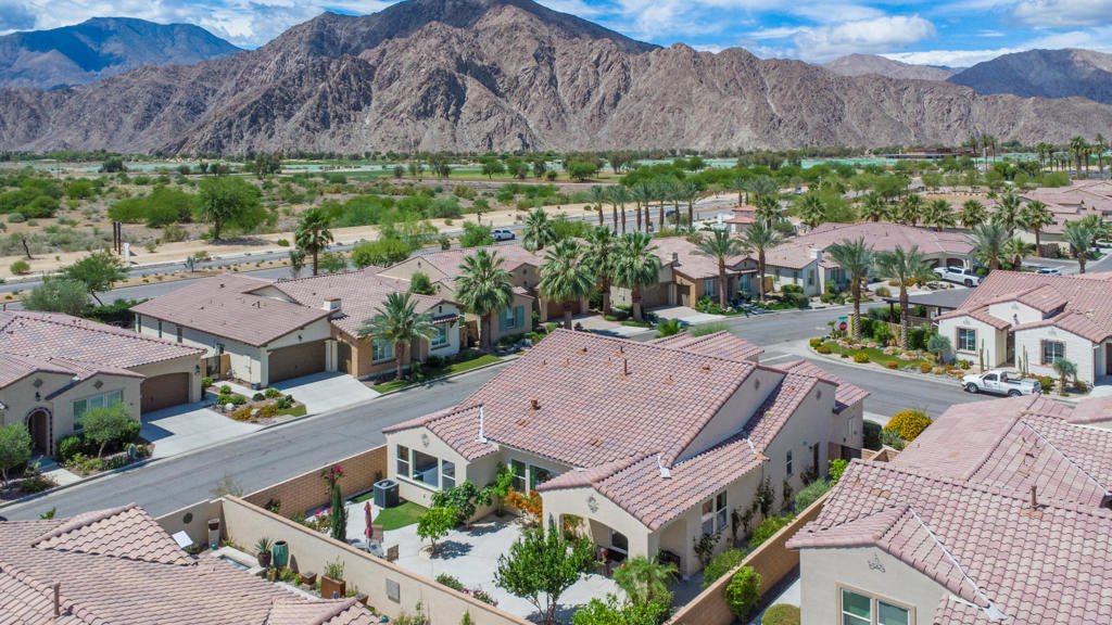 51938 Via Tolosa Property Photo 32