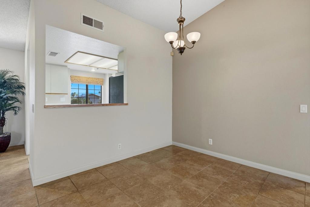 68117 Lakeland Drive Property Photo 10