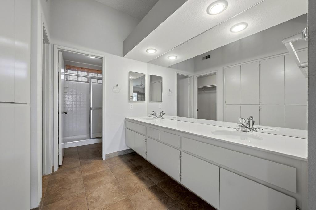 68117 Lakeland Drive Property Photo 21