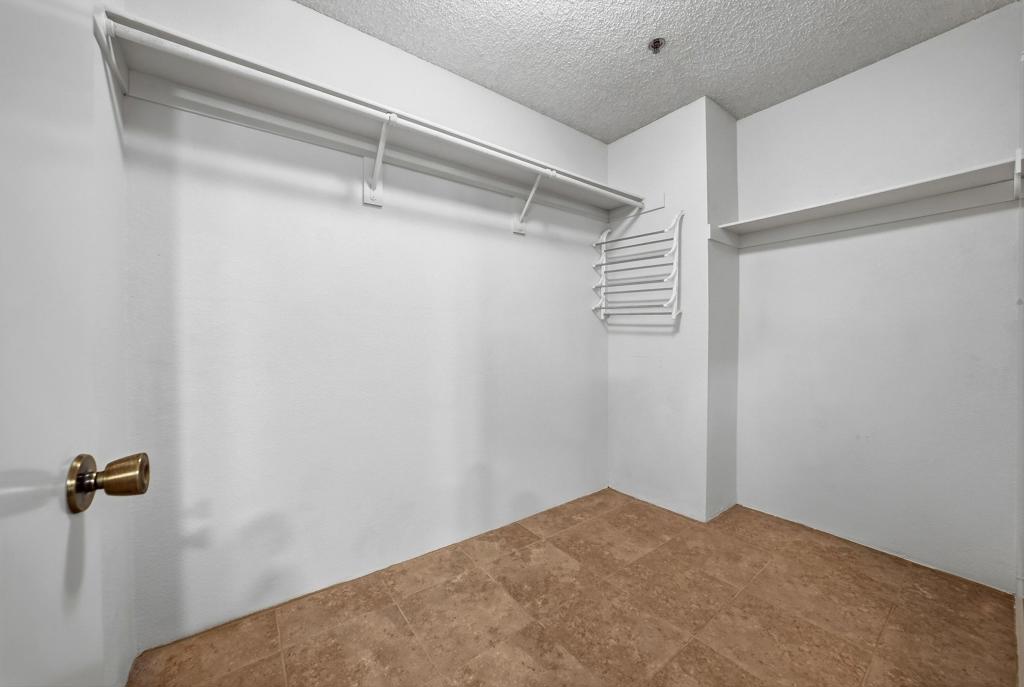 68117 Lakeland Drive Property Photo 22