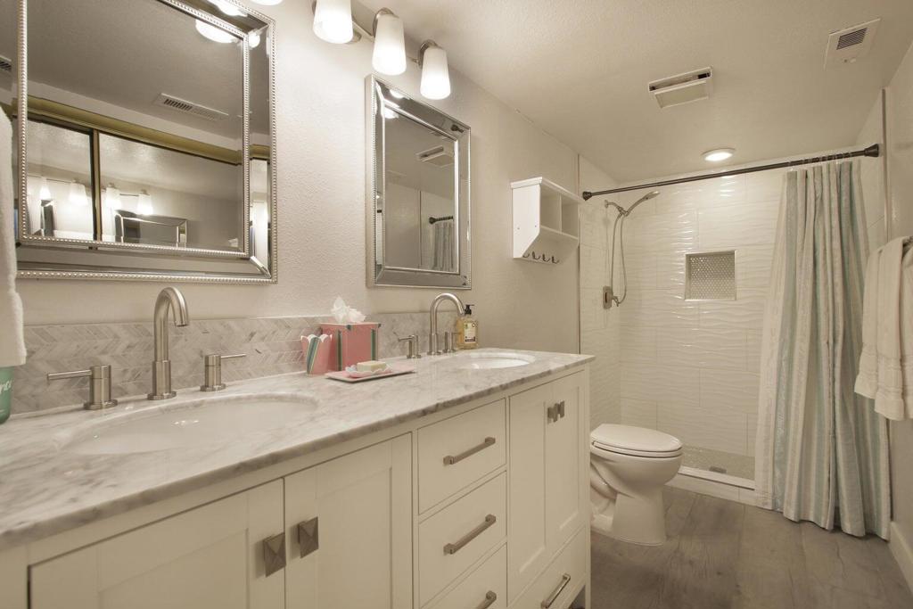 5301 E Waverly Drive 192 Property Photo 11
